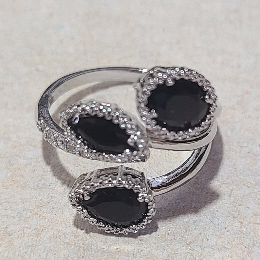 Silver color multi-layer clear black CZ zircon ring